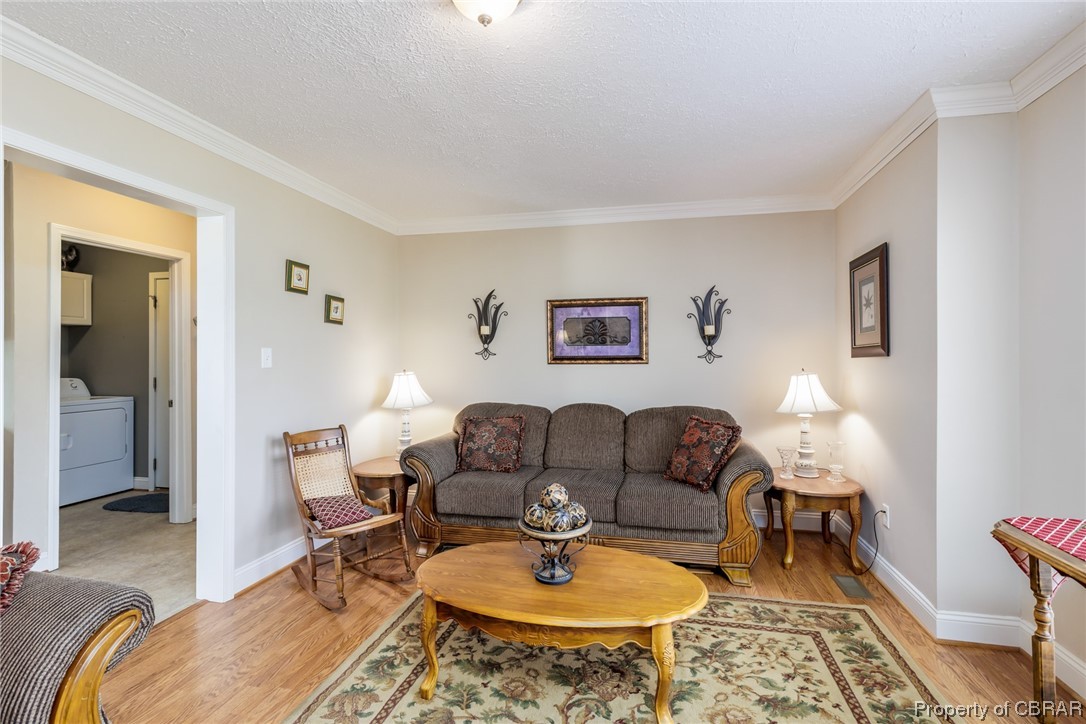 6256 Fletcher Road Gloucester, VA 23061 - Photo 8 of 37 Gallery Image 8