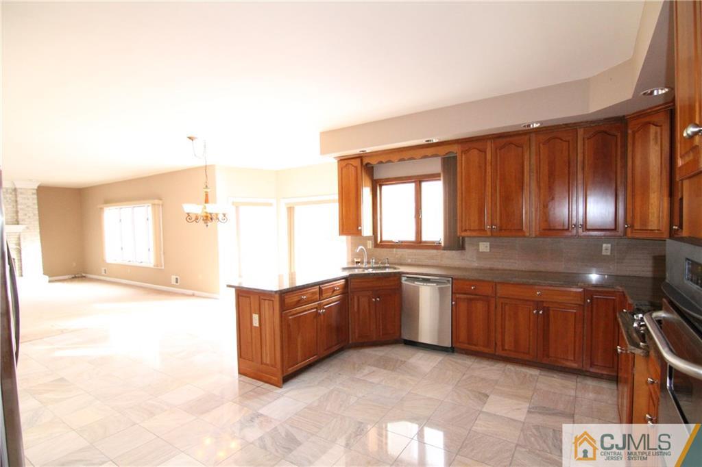 13 Drinking Brook Road Monmouth Junction, NJ 08852 - Photo 17 of 25 Gallery Image 17
