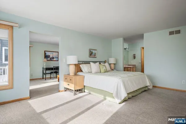 $2,500,000 | 25 West Bayberry Drive, Beach Haven, NJ 08008