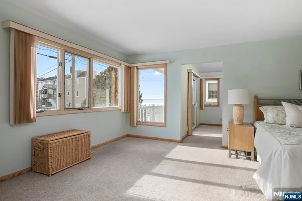 $2,500,000 | 25 West Bayberry Drive, Beach Haven, NJ 08008