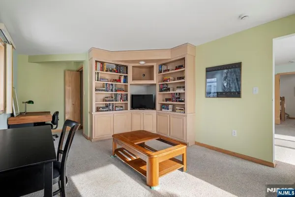 $2,500,000 | 25 West Bayberry Drive, Beach Haven, NJ 08008