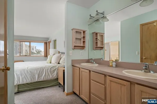 $2,500,000 | 25 West Bayberry Drive, Beach Haven, NJ 08008