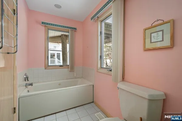 $2,500,000 | 25 West Bayberry Drive, Beach Haven, NJ 08008