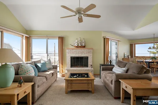 $2,500,000 | 25 West Bayberry Drive, Beach Haven, NJ 08008