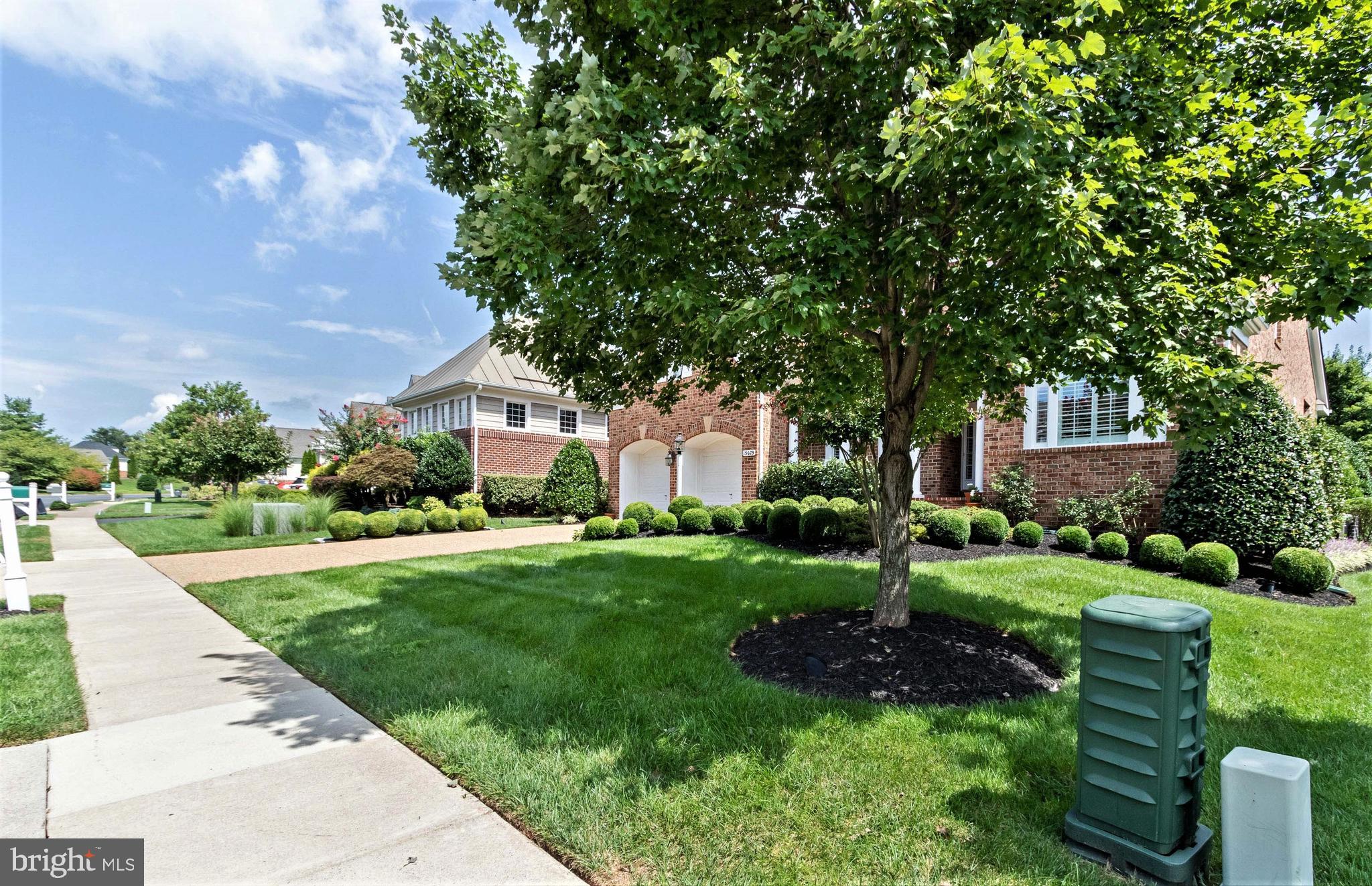 15679 Spyglass Hill Loop Gainesville, VA 20155 - Photo 3 of 86