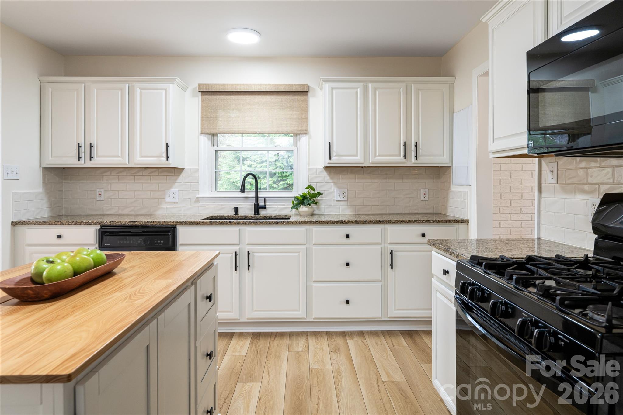 20 Pinehurst Road Asheville, NC 28805 - Photo 16 of 40