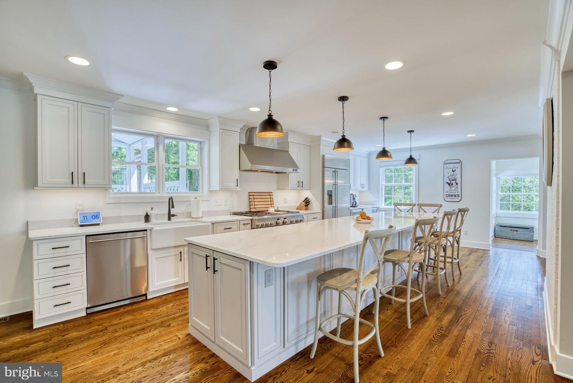209 Norwood Road Annapolis, MD 21401 - Photo 16 of 86 Stunning chef's kitchen