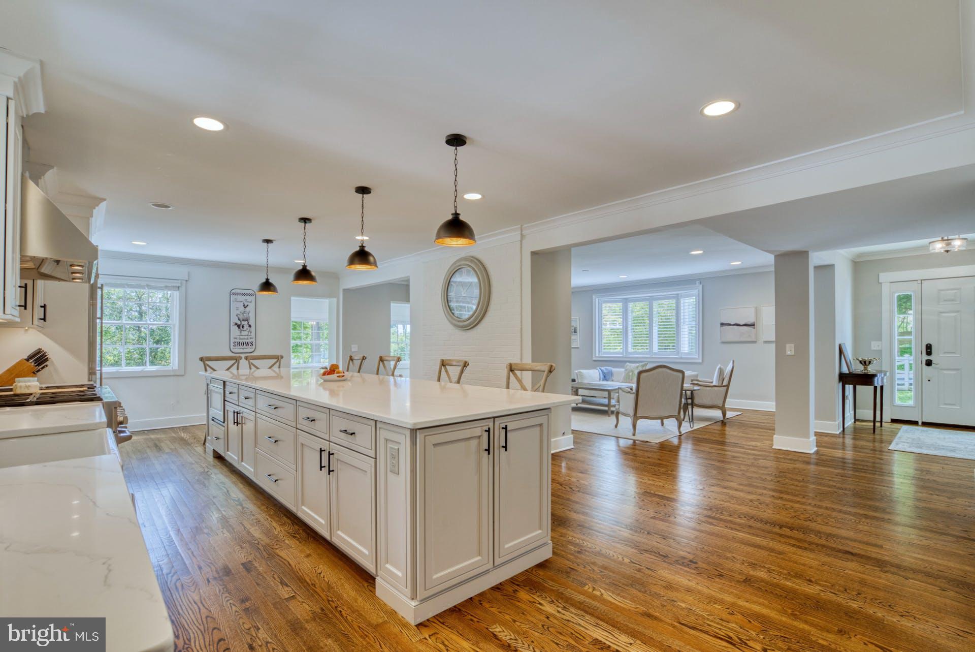 209 Norwood Road Annapolis, MD 21401 - Photo 17 of 86 Expansive island with storage on all sides!