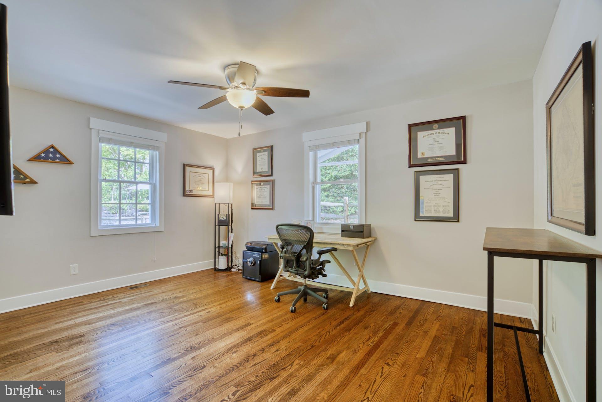 209 Norwood Road Annapolis, MD 21401 - Photo 30 of 86 Second bedroom on main level