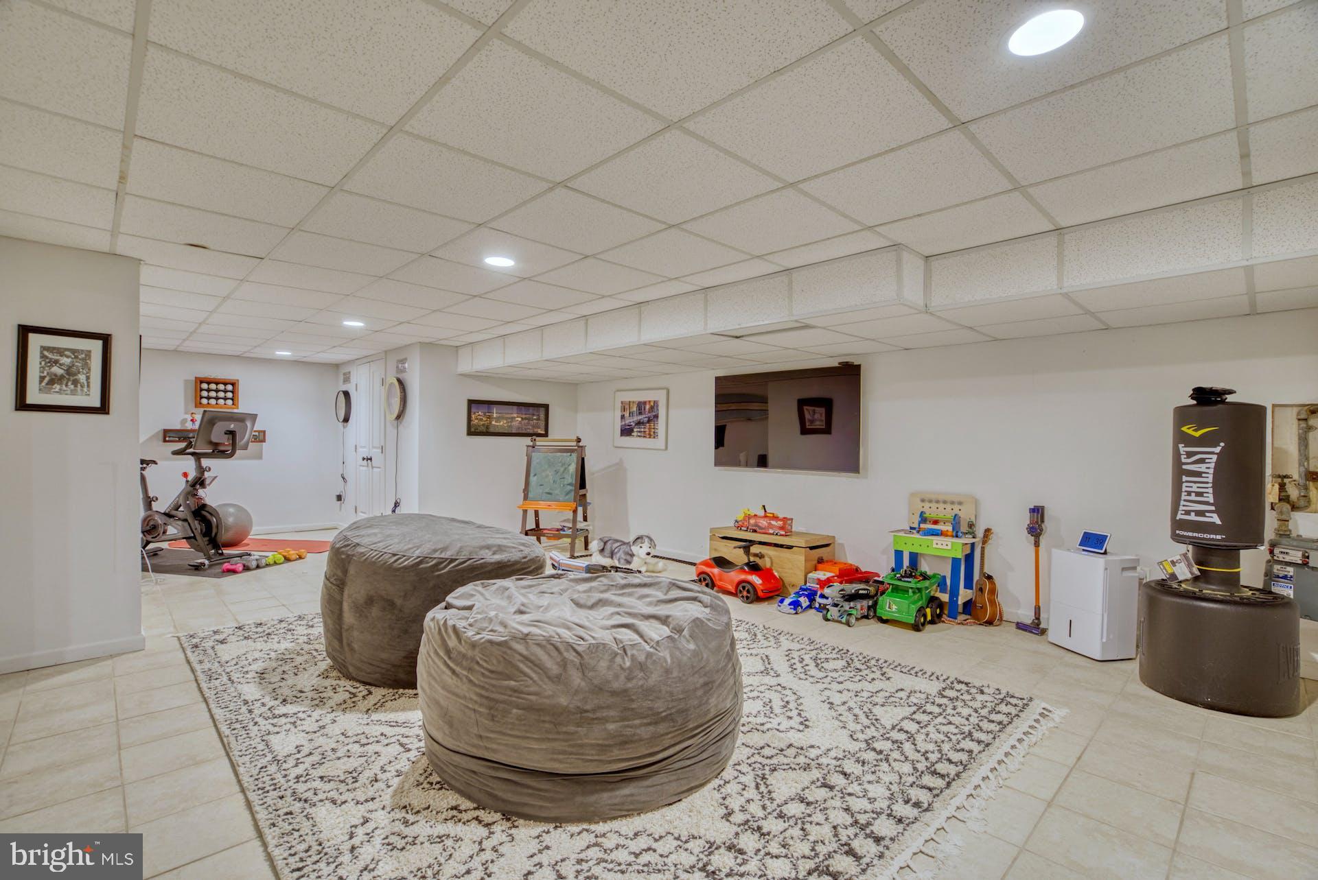 209 Norwood Road Annapolis, MD 21401 - Photo 51 of 86 Lower level rec room