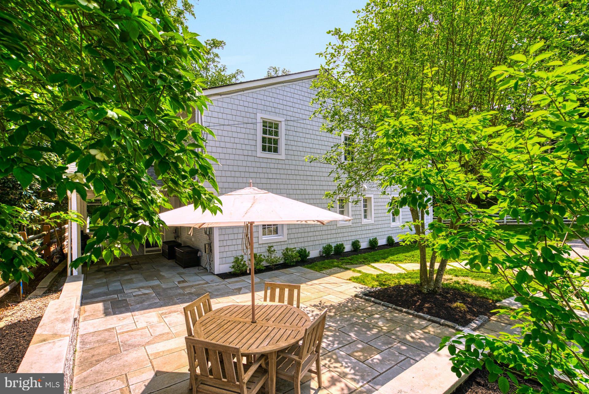 209 Norwood Road Annapolis, MD 21401 - Photo 57 of 86 Perfect for entertaining!