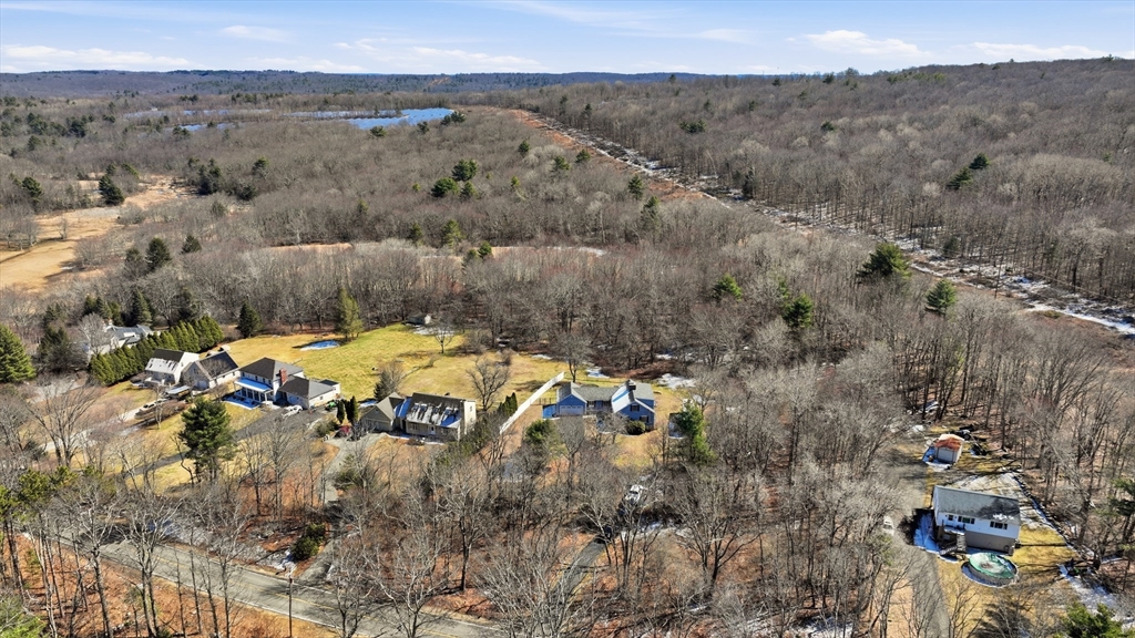 284 Warren Road Brimfield, MA 01010 - Photo 4 of 37