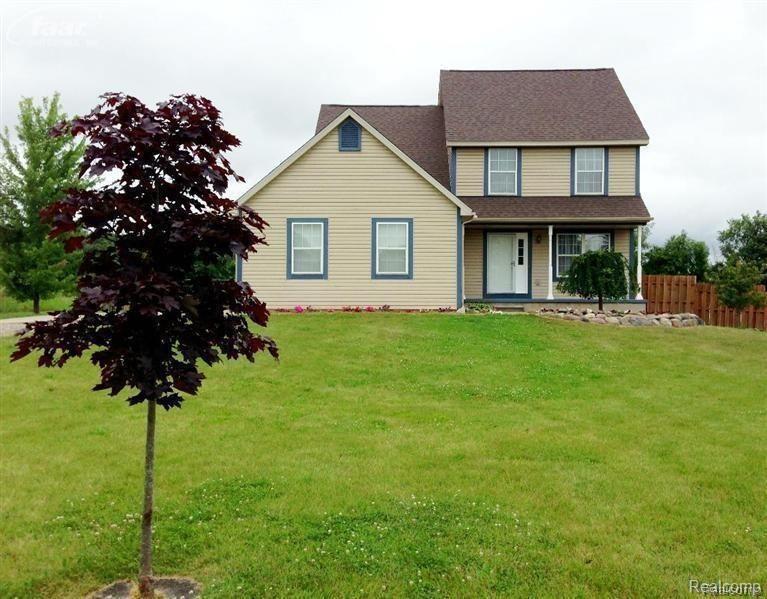 9090 Linden Road Swartz Creek, MI 48473 - Photo 1 of 12 Welcome Home!