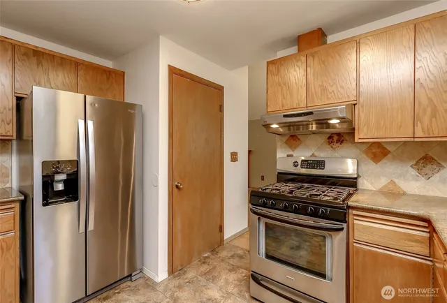 $3,700 | 3223 South 372nd Street, Auburn, WA 98001