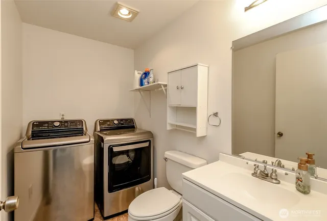 $3,700 | 3223 South 372nd Street, Auburn, WA 98001