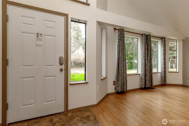 $3,700 | 3223 South 372nd Street, Auburn, WA 98001