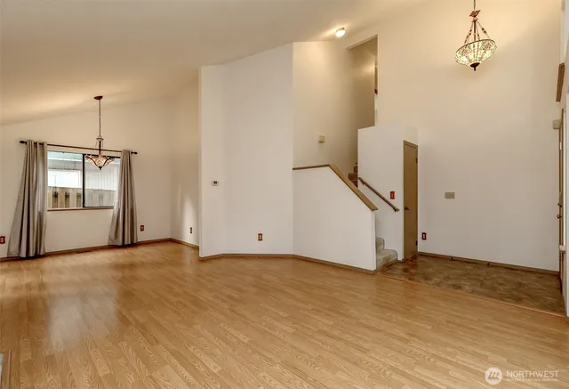 $3,700 | 3223 South 372nd Street, Auburn, WA 98001