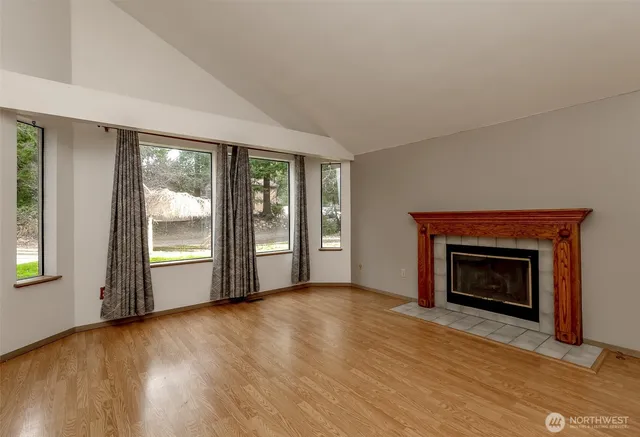 $3,700 | 3223 South 372nd Street, Auburn, WA 98001