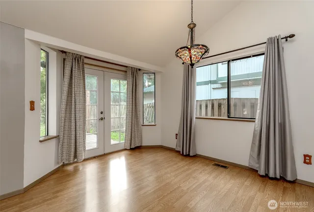 $3,700 | 3223 South 372nd Street, Auburn, WA 98001