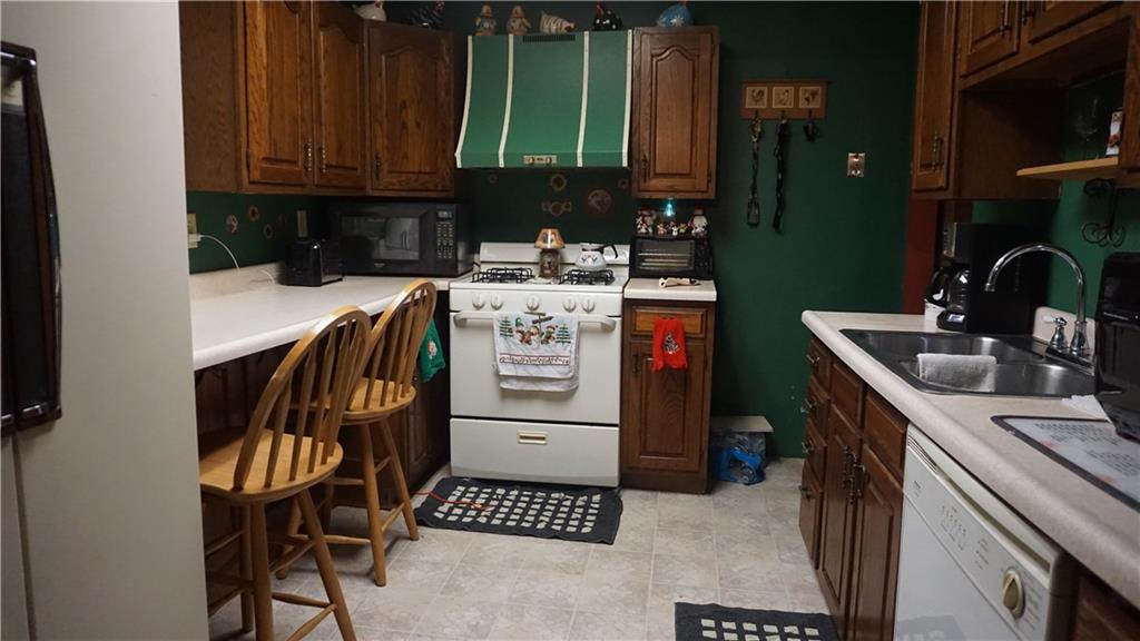 124 Marham Road Homestead, PA 15120 - Photo 10 of 18 Gallery Image 10