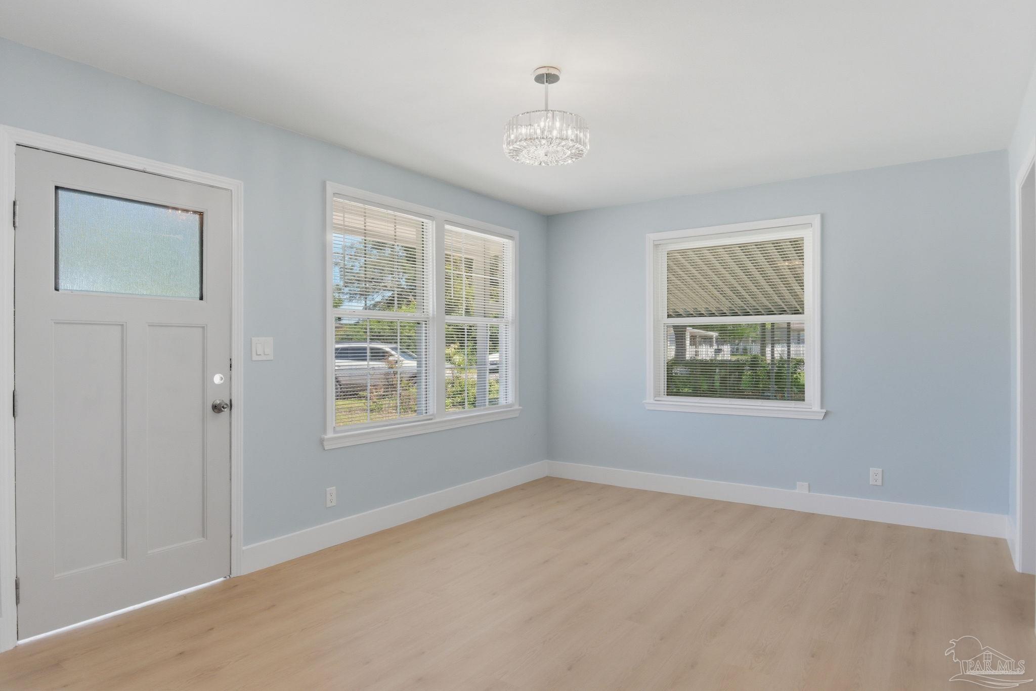 525 Pelham Road Pensacola, FL 32507 - Photo 6 of 36