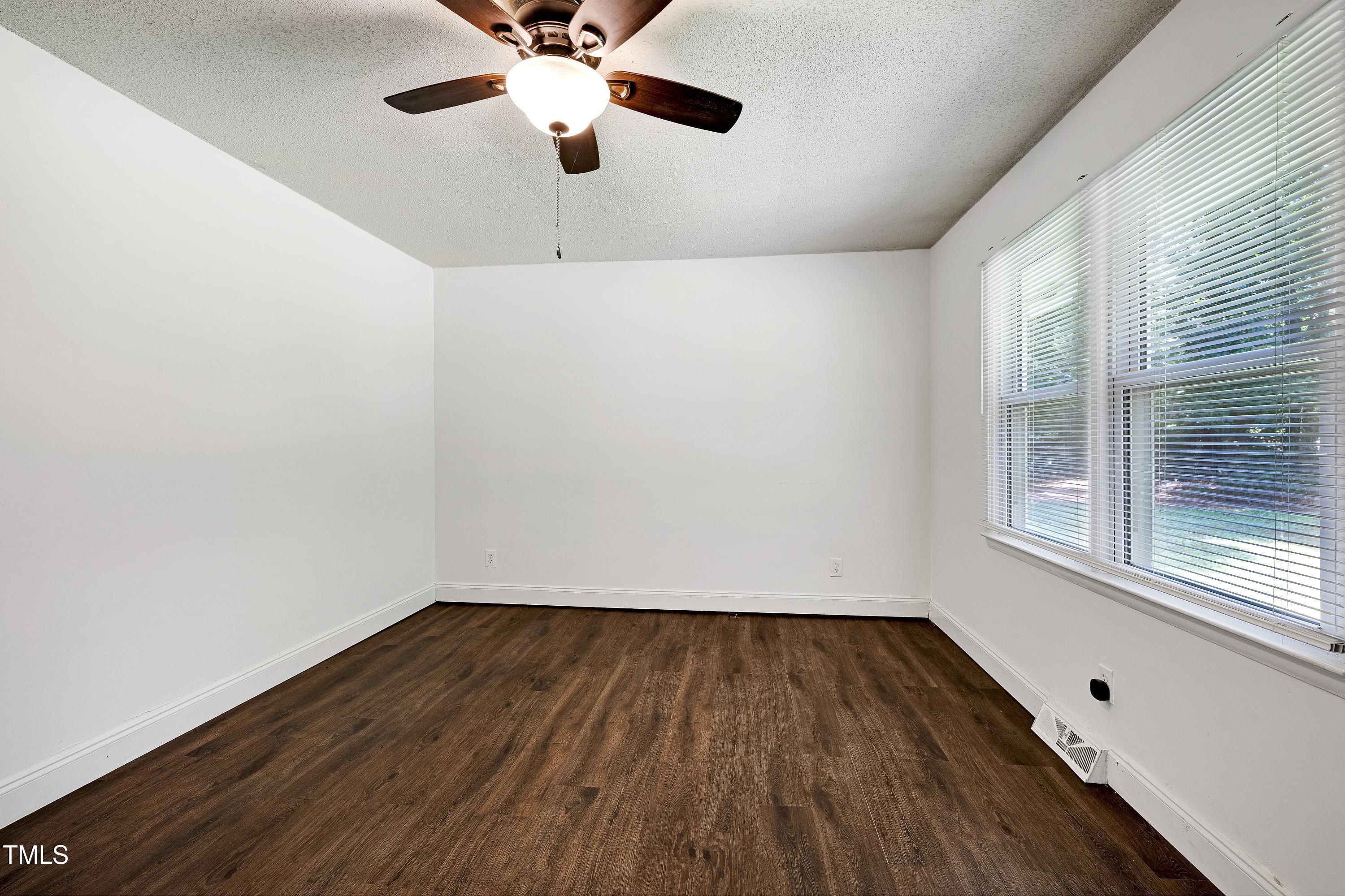 8905 Dukes Lake Road Zebulon, NC 27597 - Photo 5 of 45 Scene-5