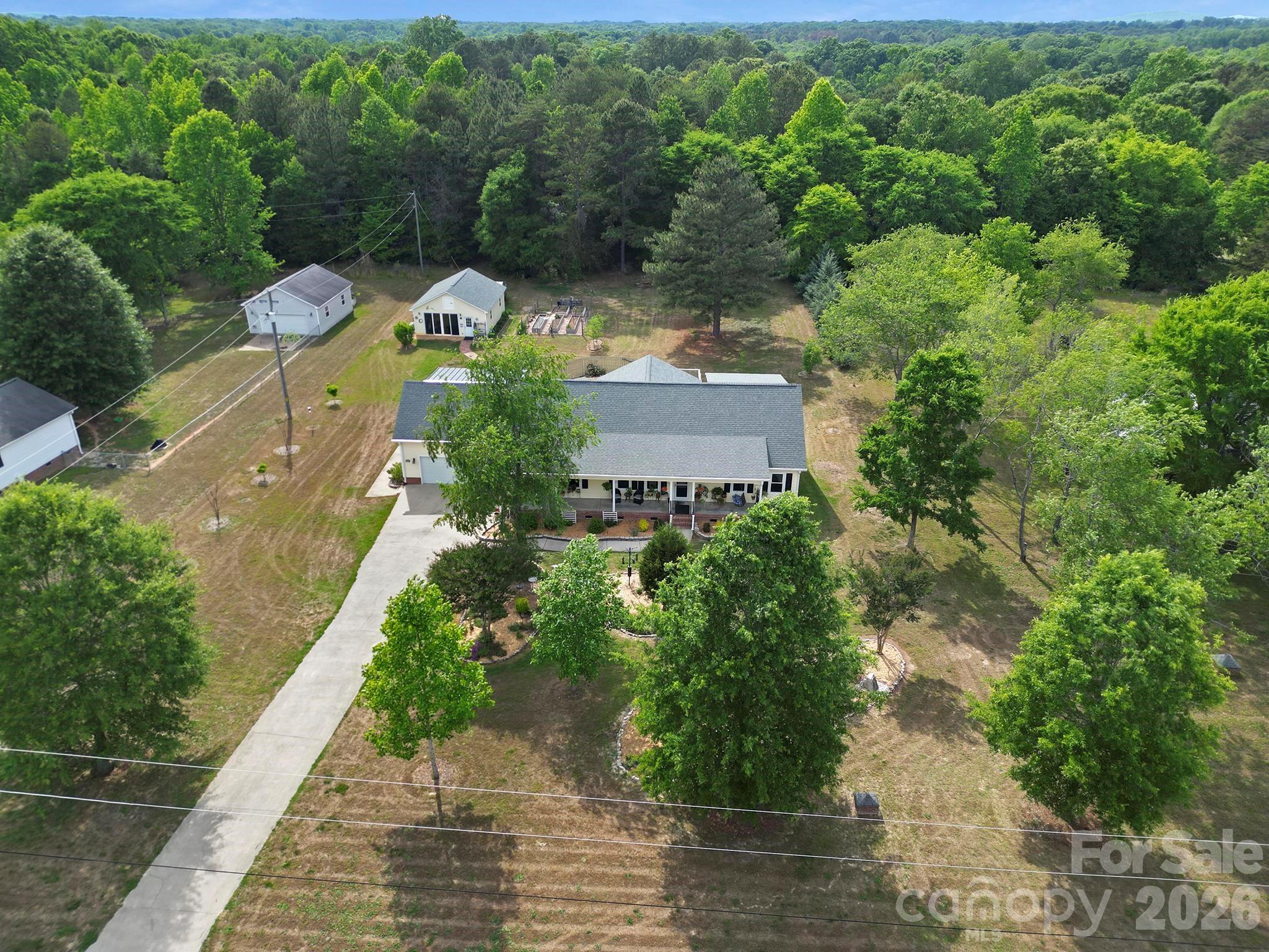 530 Calabash Road Clover, SC 29710 - Photo 4 of 48
