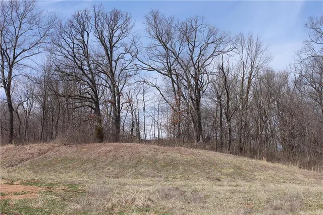 $90,000 | 9900 North Cypress Avenue, Kansas City, MO 64156