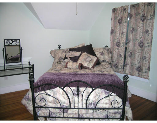 55 George Street West Springfield, MA 01089 - Photo 9 of 12 Gallery Image 9