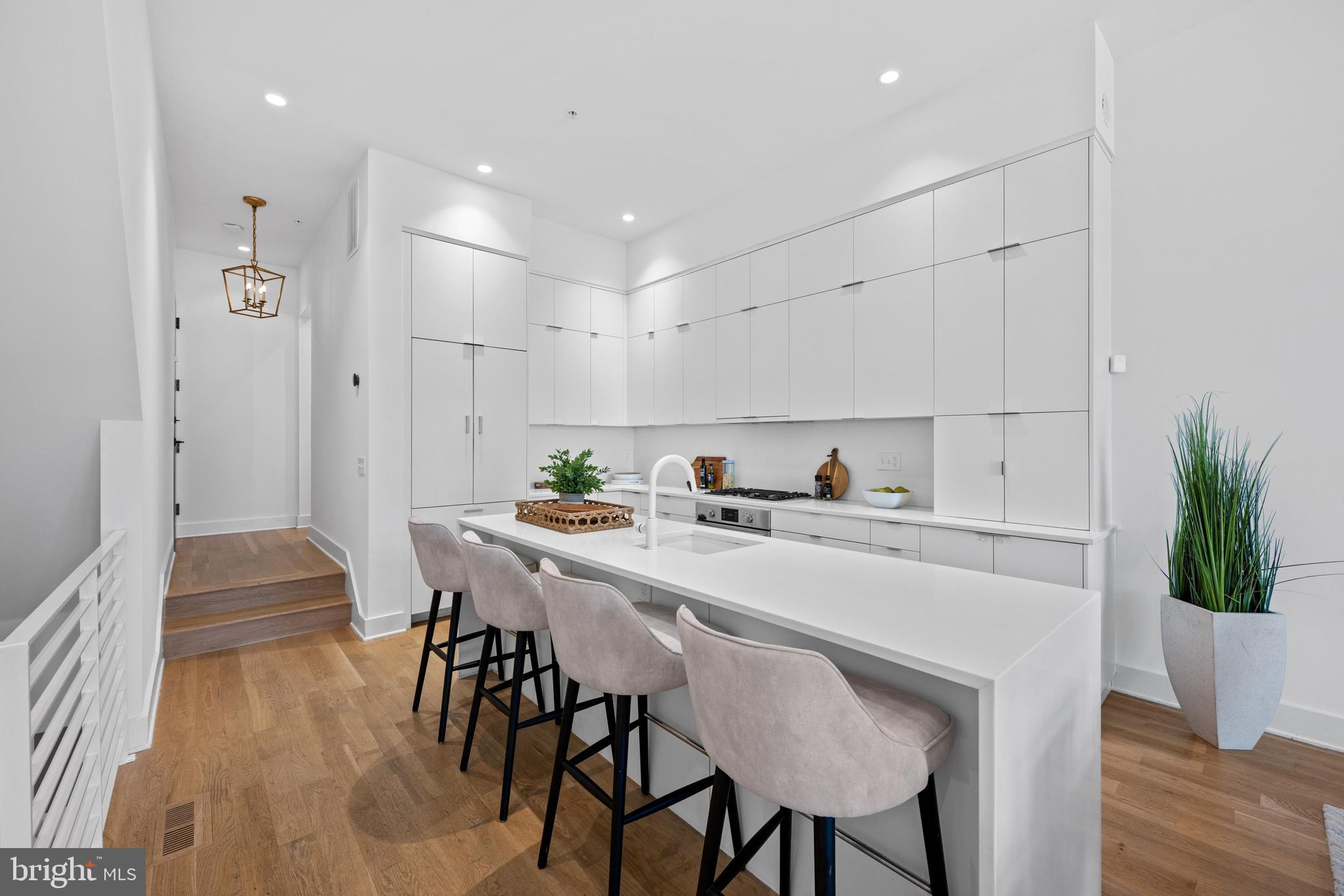 1806 9th Street Northwest, Unit 1 Washington, DC 20001 - Photo 10 of 34