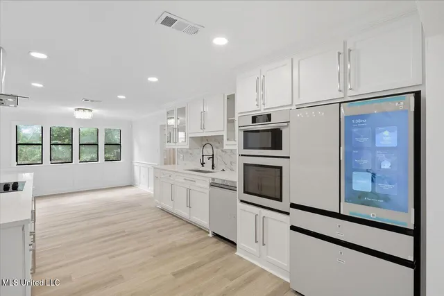 $449,900 | 143 Rolling Meadows Drive, Jackson, MS 39211