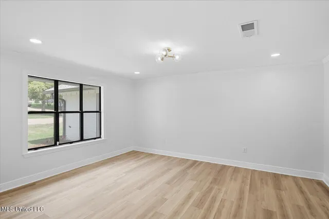 $449,900 | 143 Rolling Meadows Drive, Jackson, MS 39211