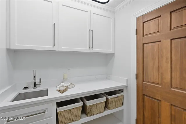 $449,900 | 143 Rolling Meadows Drive, Jackson, MS 39211