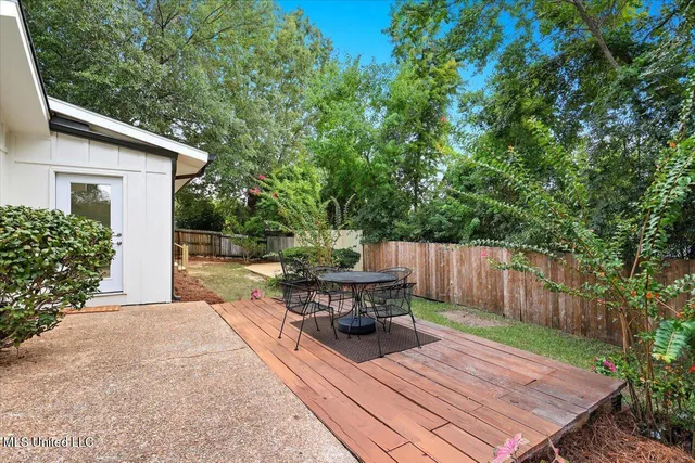 $449,900 | 143 Rolling Meadows Drive, Jackson, MS 39211