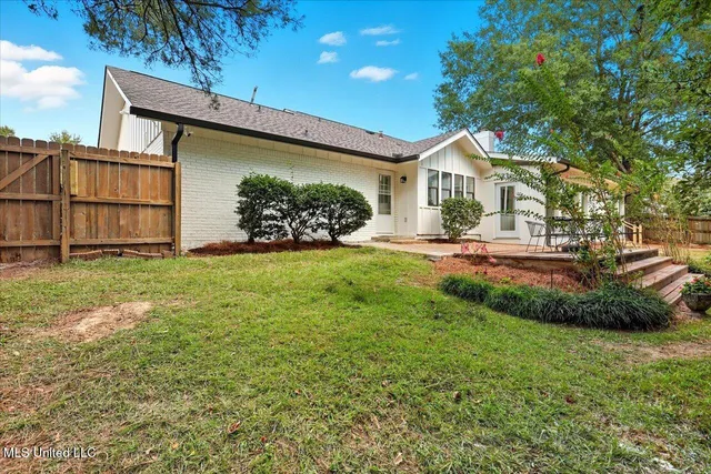 $449,900 | 143 Rolling Meadows Drive, Jackson, MS 39211