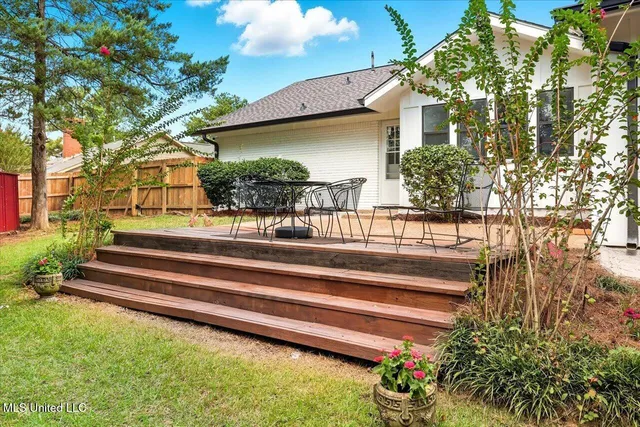 $449,900 | 143 Rolling Meadows Drive, Jackson, MS 39211