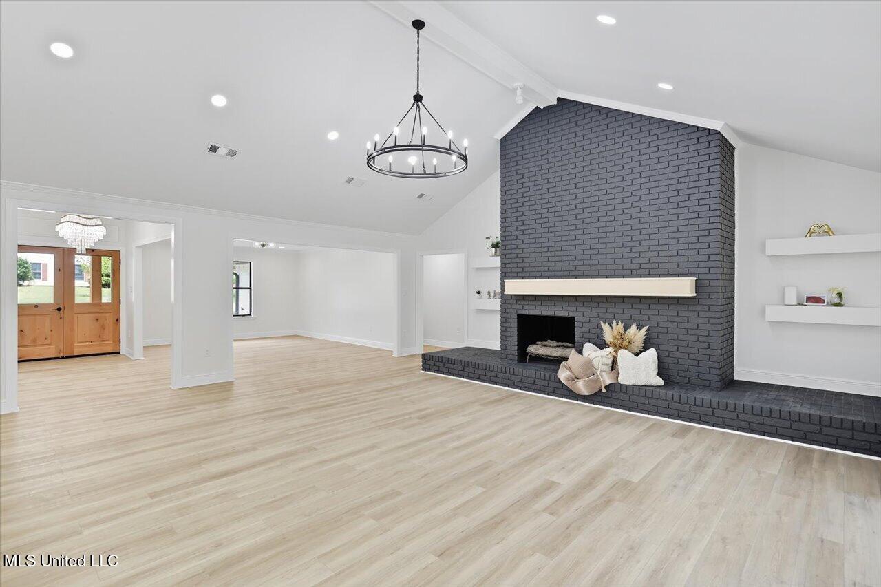 143 Rolling Meadows Drive Jackson, MS 39211 - Photo 8 of 47 08-143 Rolling Meadows Dr. _ Home Tours