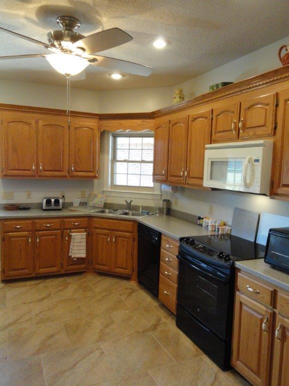 373 Hopkins Bridge Road Unionville, TN 37180 - Photo 3 of 30 Gallery Image 3