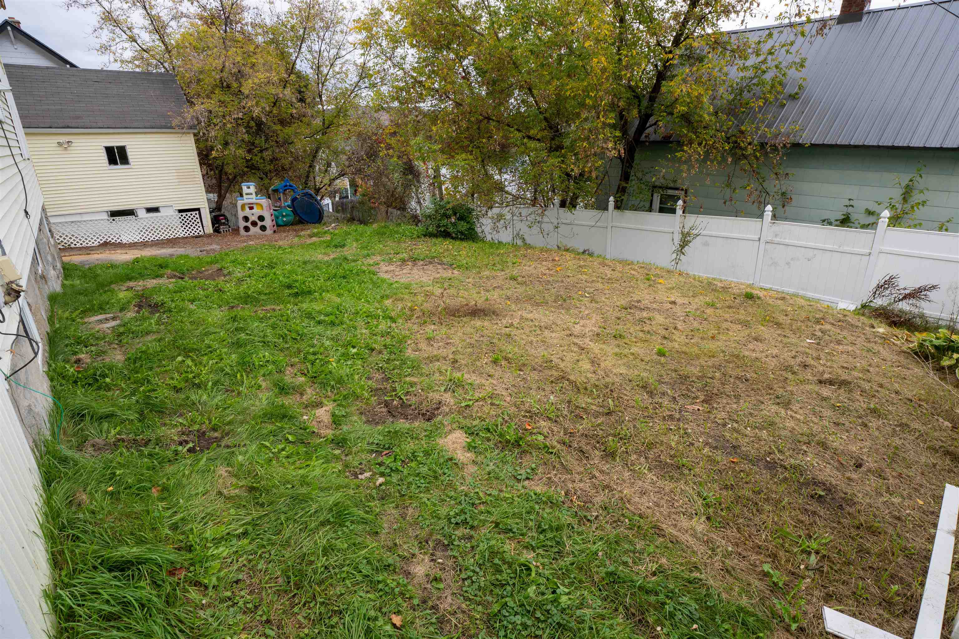 56 Iceland Street Berlin, NH 03570 - Photo 19 of 27