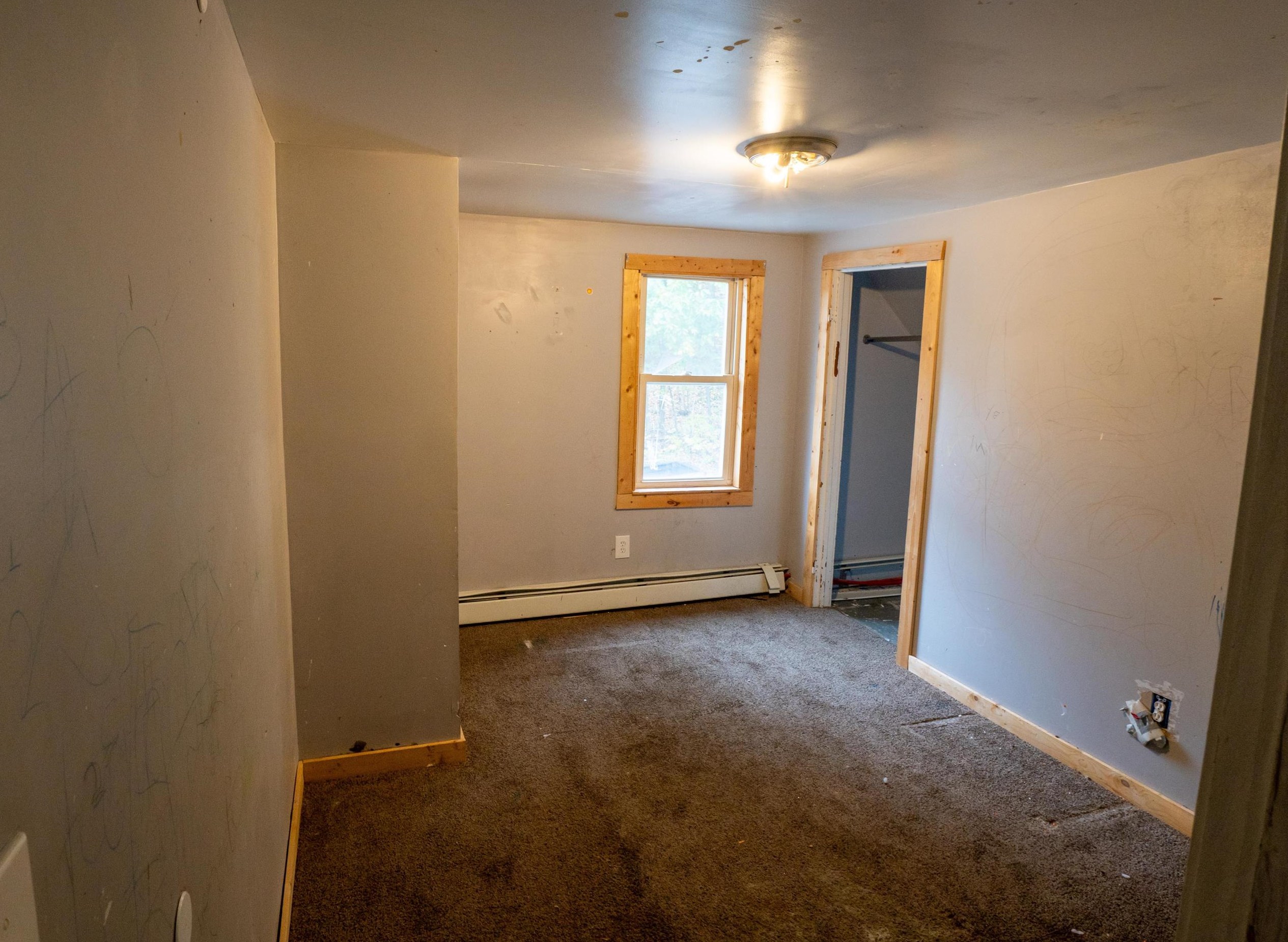 56 Iceland Street Berlin, NH 03570 - Photo 8 of 27