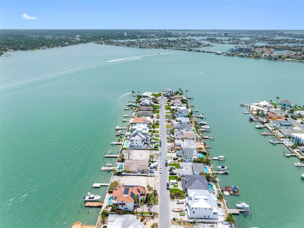 11285 9th Street East Treasure Island, FL 33706 - Photo 11 of 30 a view of a city with ocean view