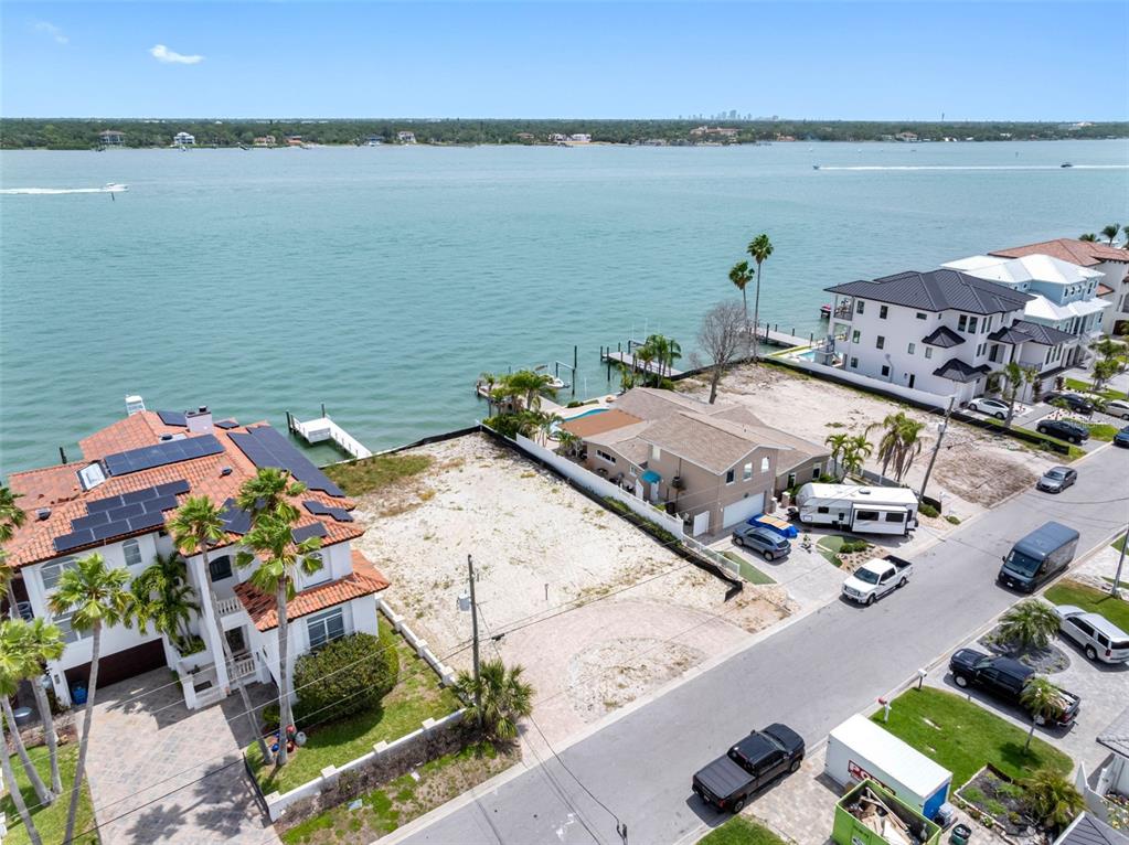 11285 9th Street East Treasure Island, FL 33706 - Photo 13 of 30 a view of a city and lake view