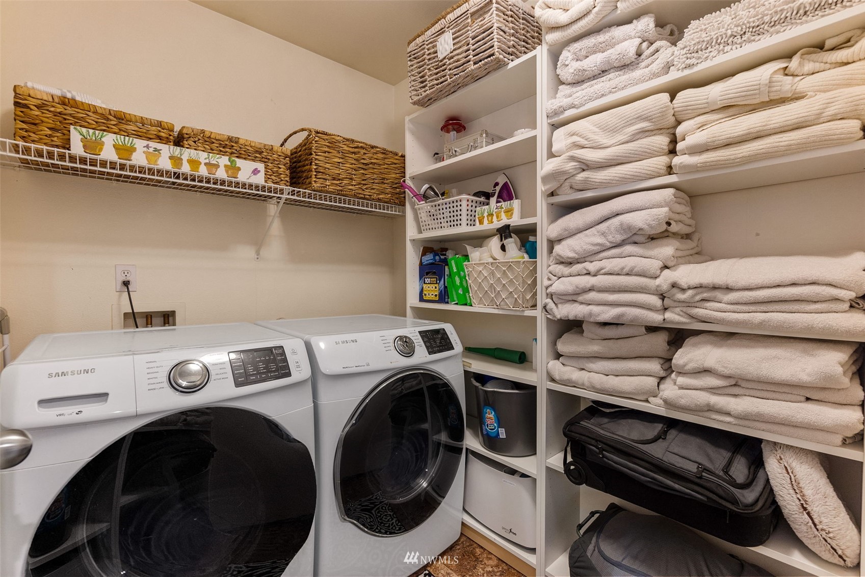 1016 186th Street Southeast Bothell, WA 98012 - Photo 23 of 26 a utility room with dryer and washer