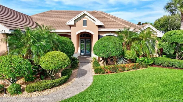 $1,430,000 | 221 Southwest Lake Rush Court, Palm City, FL 34990