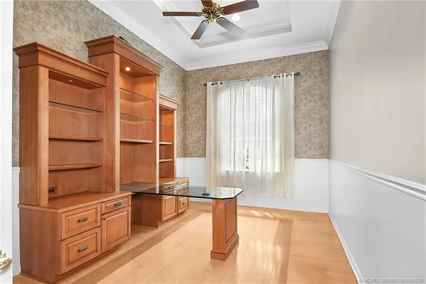 $1,430,000 | 221 Southwest Lake Rush Court, Palm City, FL 34990