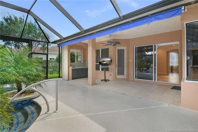 $1,490,000 | 221 Southwest Lake Rush Court, Palm City, FL 34990