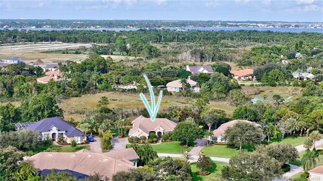 $1,490,000 | 221 Southwest Lake Rush Court, Palm City, FL 34990