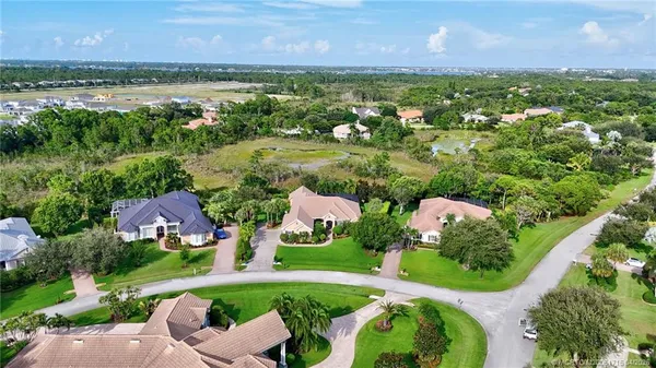 $1,430,000 | 221 Southwest Lake Rush Court, Palm City, FL 34990