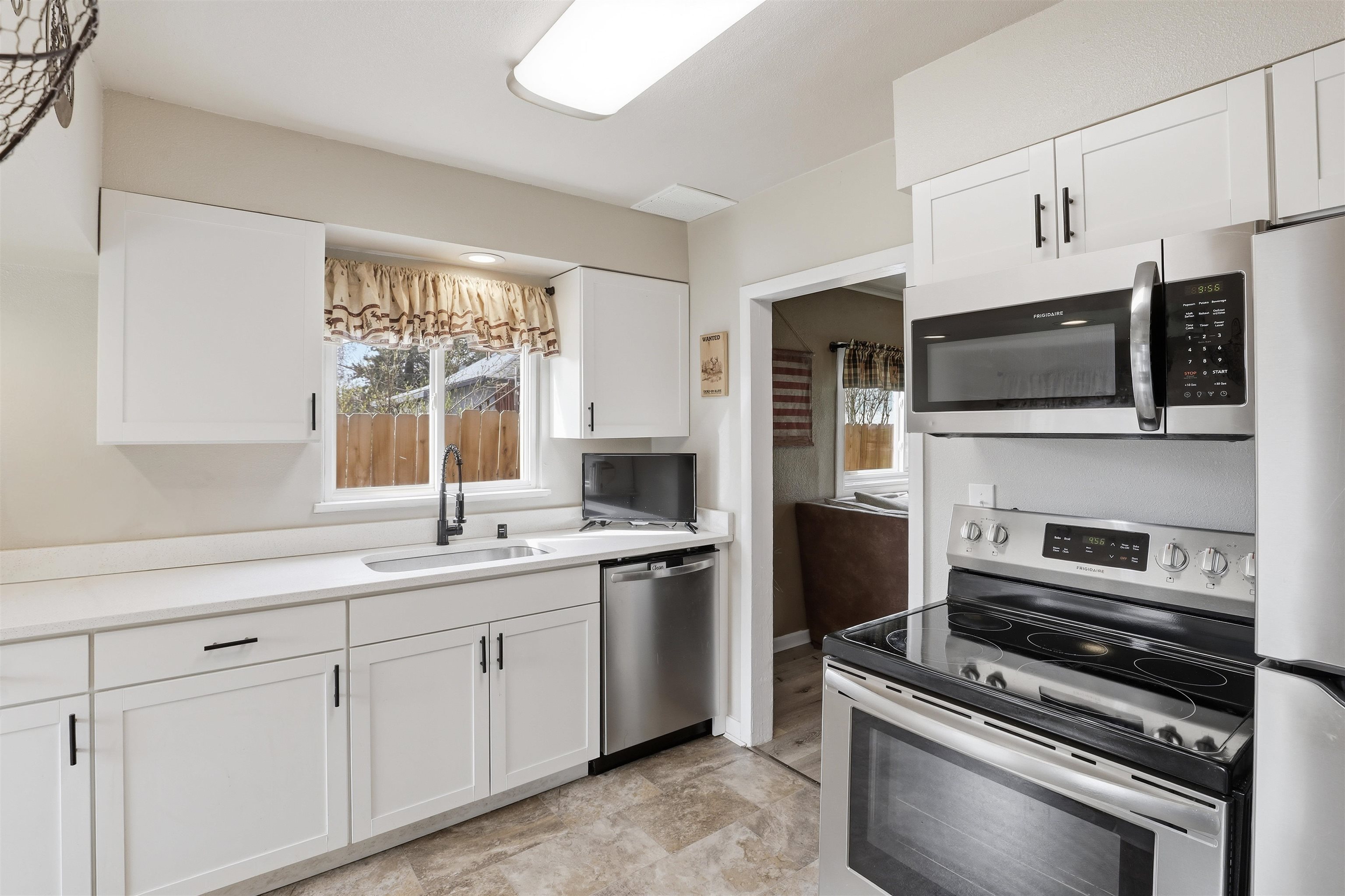 4418 North Stevens Street Spokane, WA 99205 - Photo 14 of 49