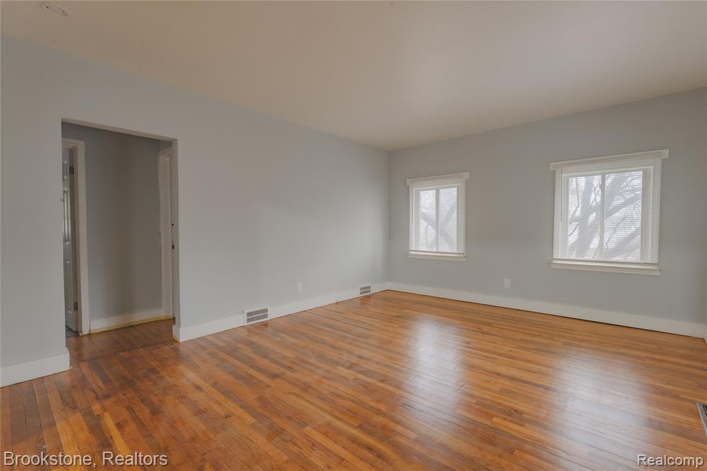 438 Franklin Road Pontiac, MI 48341 - Photo 4 of 30 Gallery Image 4
